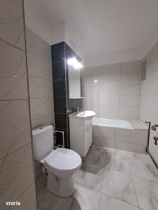 Vând garsoniera Mioveni Robea, confort sporit, 38mp,PARTER,RENOVATA