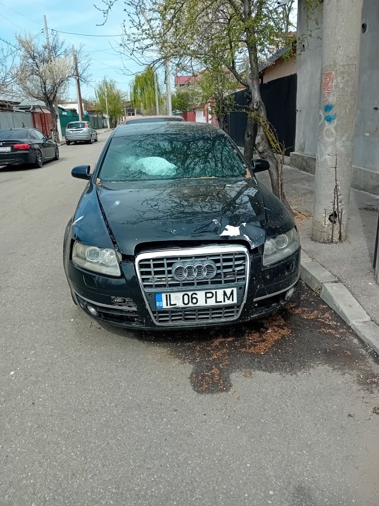 Vând Audi A6 pentru dezmembrari