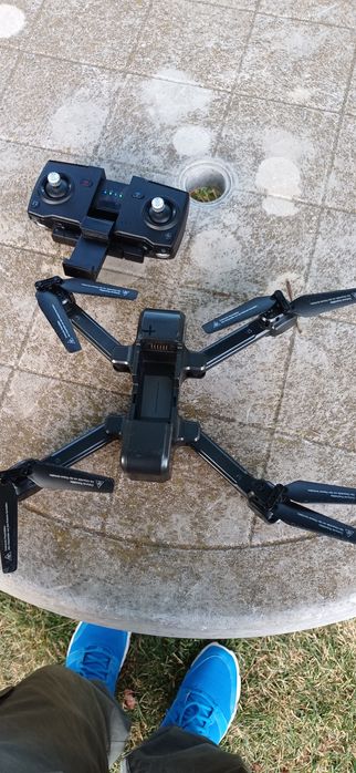 Drona maginom Qc 90 cu gps