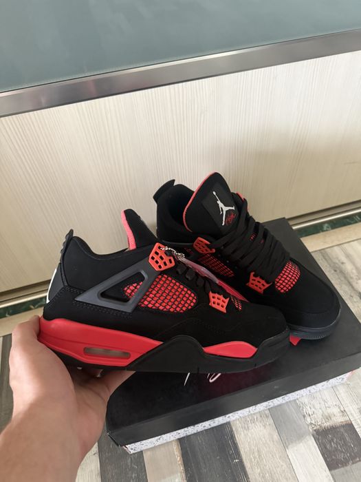 jordan 4 Red Thunder