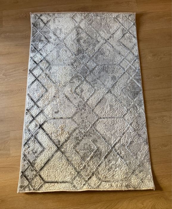 Продам коврики новые . Не подощли по размеру .