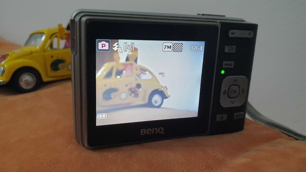 фотоапарат BenQ DC-C750