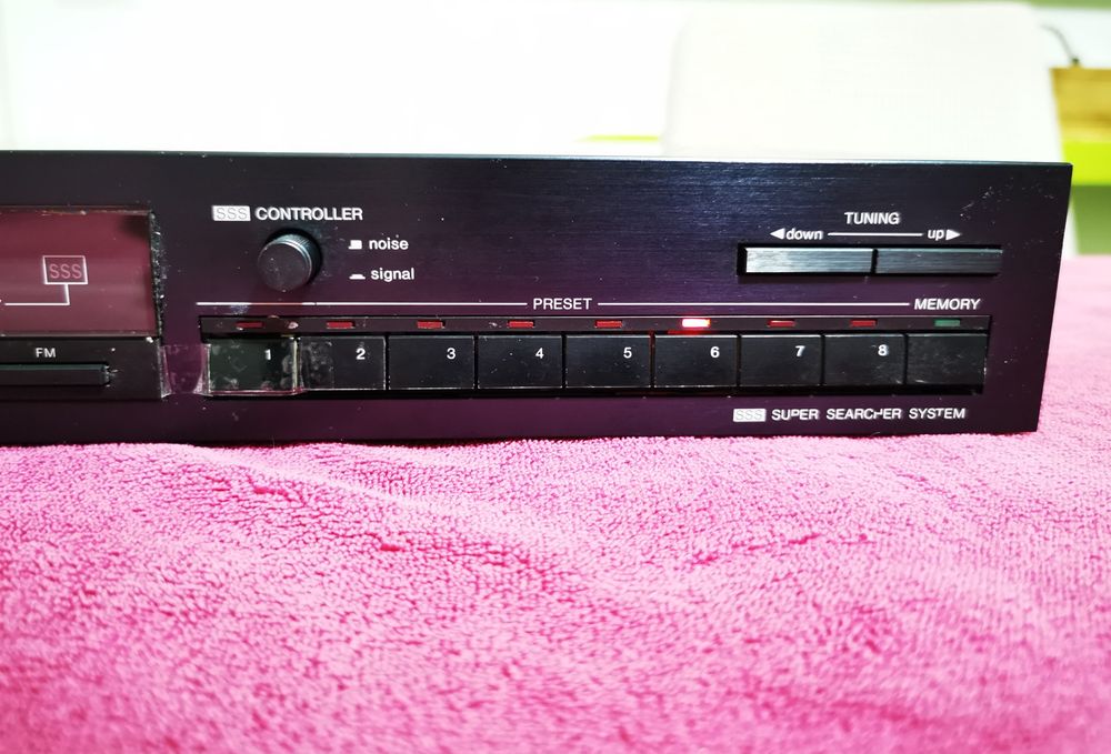Tuner Denon TU 767