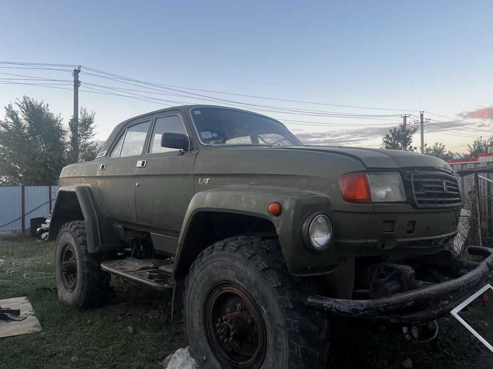 Продам вездеход заводского исполнения LAF