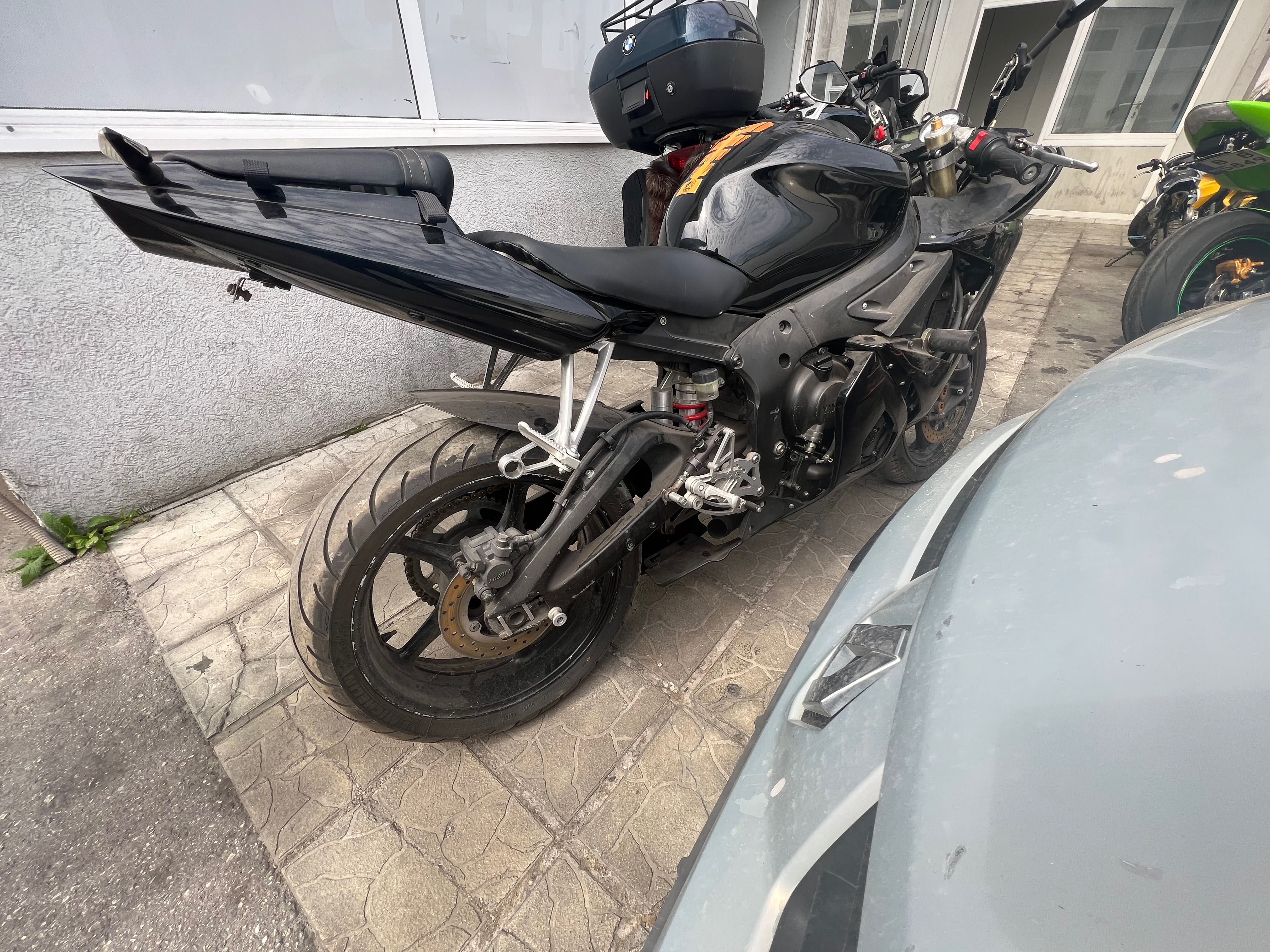 Yamaha R6 2005 на ЧАСТИ