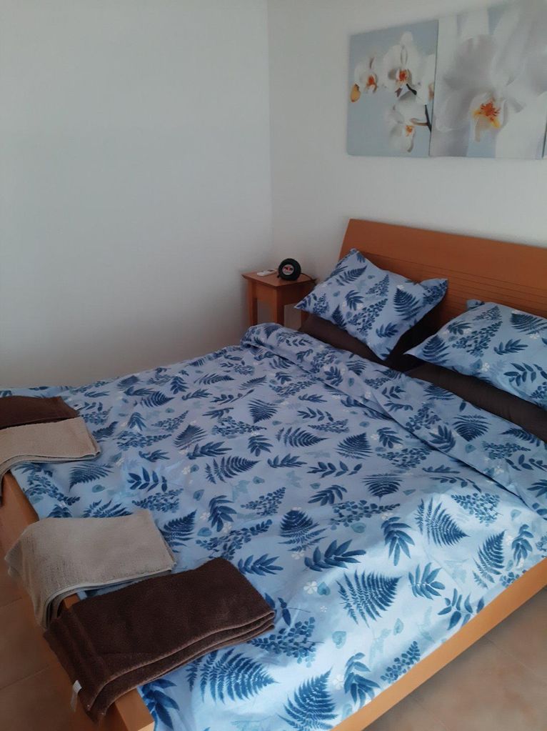 Дава се под наем Къща в Бургас, Меден рудник - зона А - 300 кв.м за 765 € - Снимка #4
