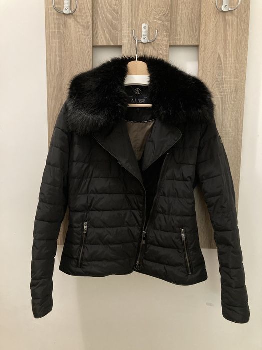 Яке Armani Exchange