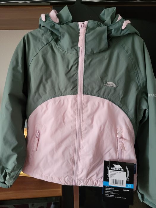 Geaca noua toamna -primavara trespass 3/4ani fetita