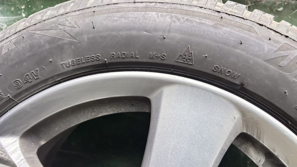 Bridgestone 205/55/16