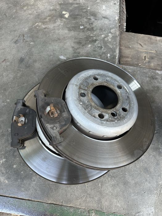 Двигател BMW e60 235 коня