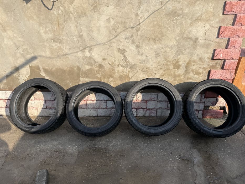 315/35/20 зад 275/40/20 перед R20 размер зима шипованный