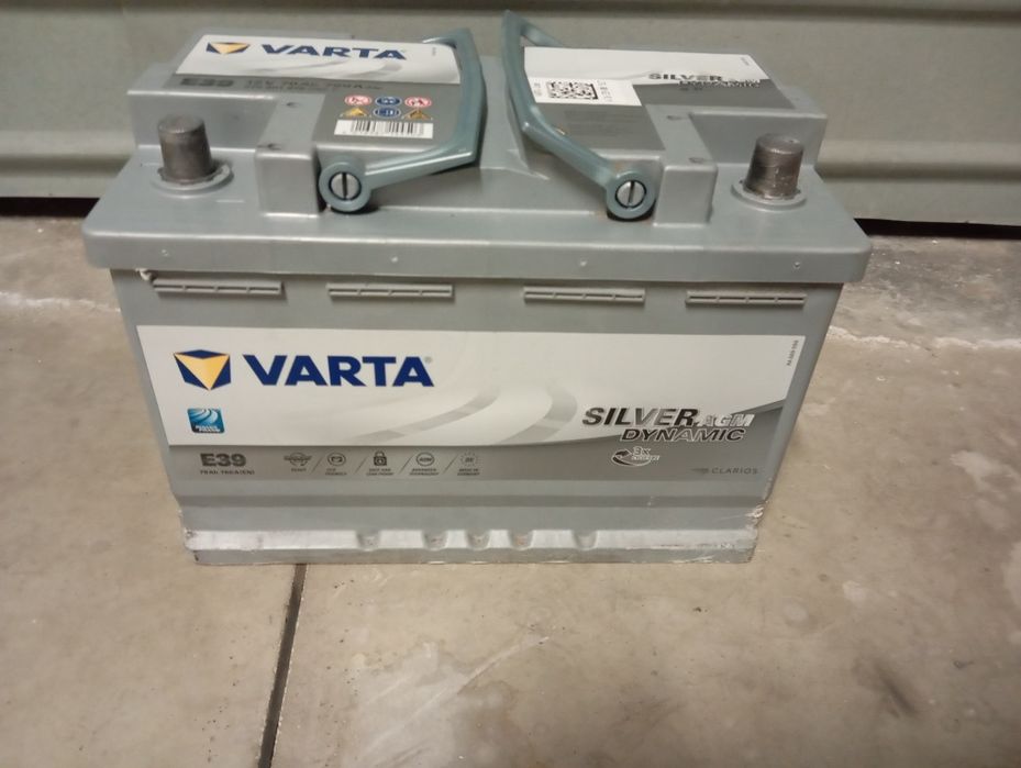 Baterie auto Varta 70 amperi AGM cu start stop import Germania i
