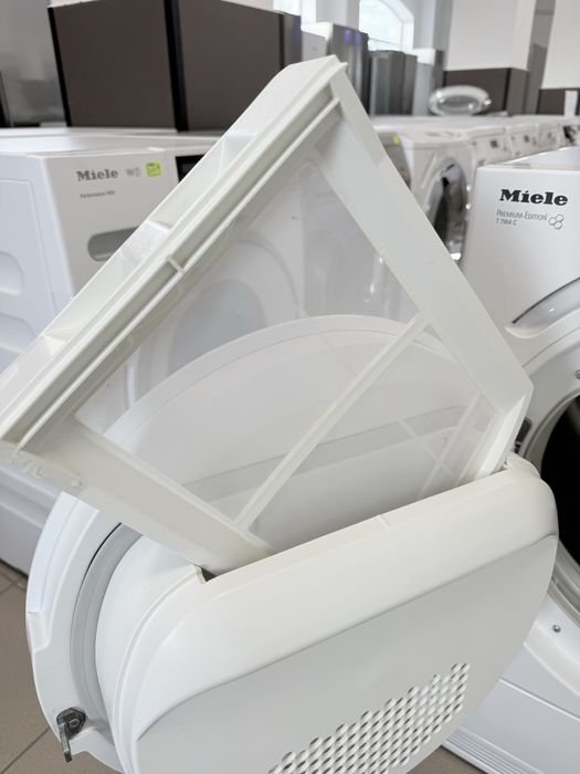Miele uscător rufe premium T7744C PerfectDry – impecabil!