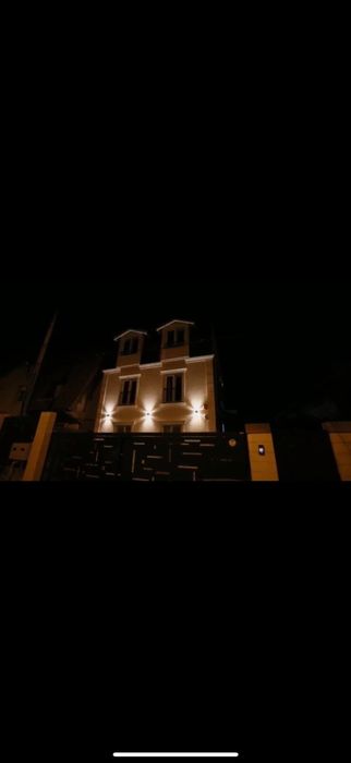 De vanzare 1/2 Duplex Neoclasic Andrei Muresanu