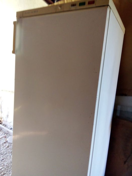 Фризер с чекмеджета