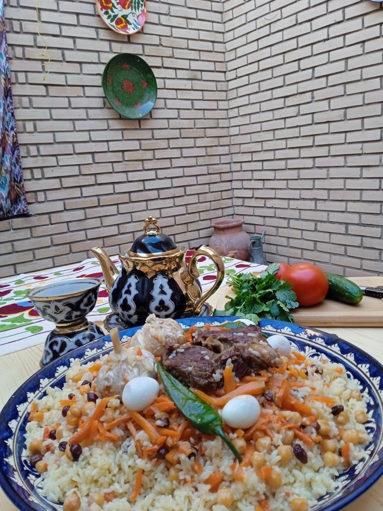 Mehmonxona Sifat E'tibor Qadriyat Гостиница Хостел