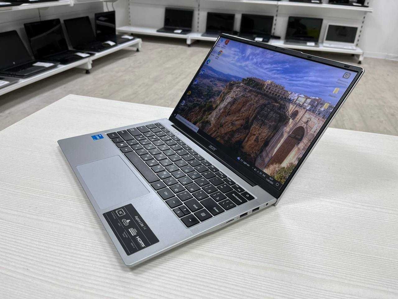 Для офиса ACER Lite 14 Core i3*озу 8*SSd 512 Легкий