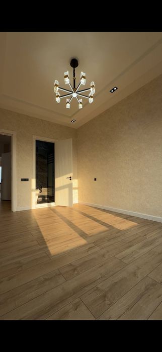 ОСТАЛСЯ ОДИН. Сергели Махаля "Хонобод" 3 сотки 6-комнатный 300м² 3х-э