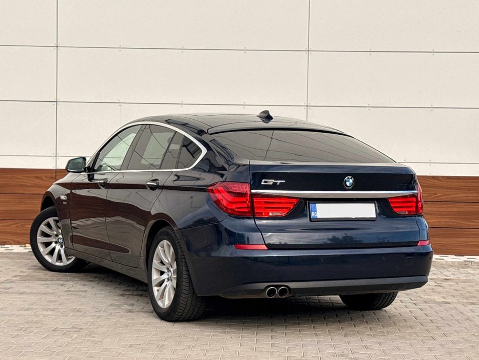 BMW Seria 5 GT 530D F07 X-Drive 2011