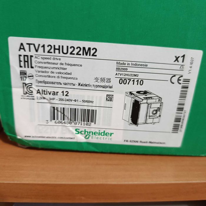 Частотный преобразователь ATV12HU22M2  Schneider Electric