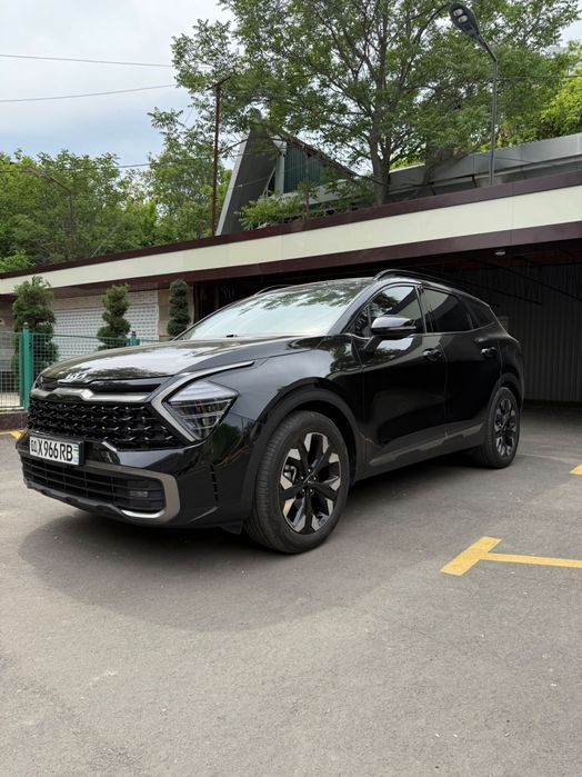 Kia Sporage Premium 2023г., Чёрная
