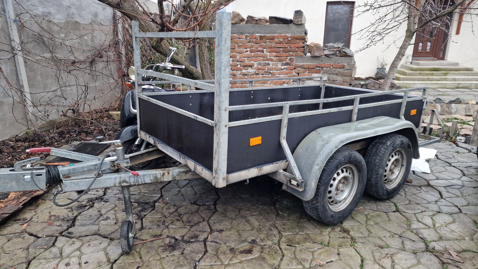 Vand/inchiriez remorci, platforma 2000kg
