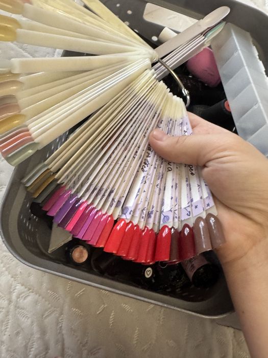 Гел лак 15 ке берем алып кетсеніңдер болды жақсы сапады