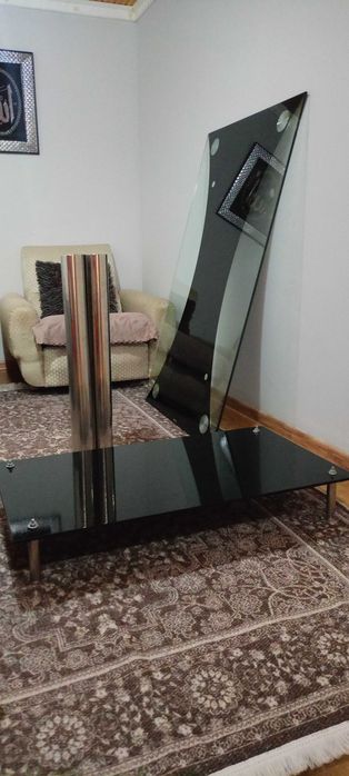 Холна маса от две части не е използван нов