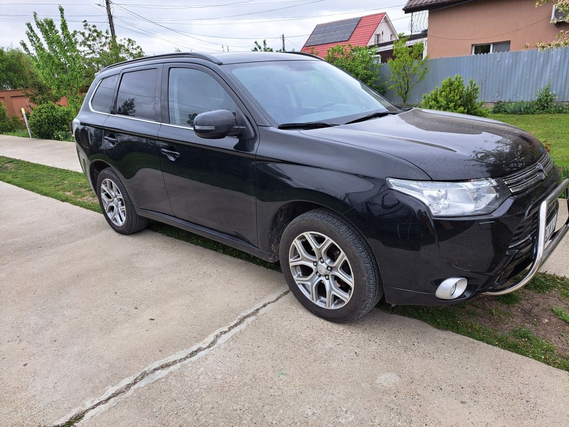 Mitsubishi outlander phev