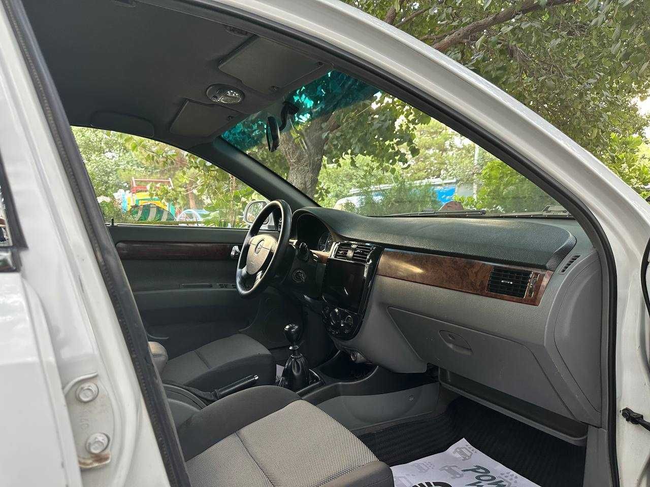 Продаётся 1,8 Lacetti 2009 года выпуска