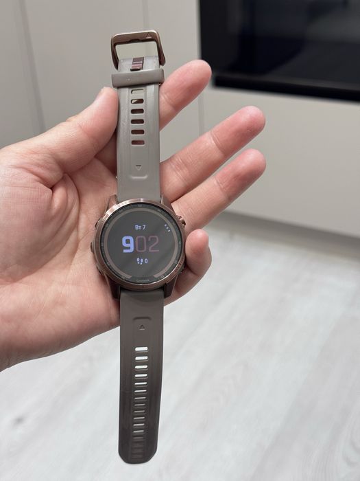 Часы Garmin Fenix 7s (sapphire solar)