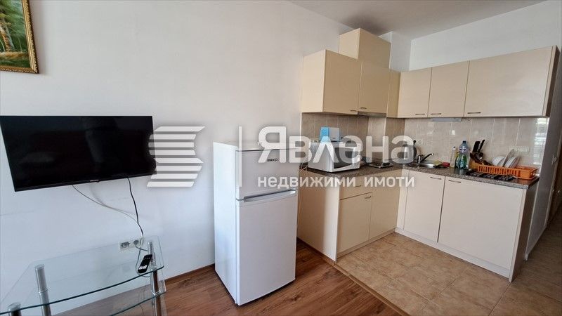 Продава се Двустаен апартамент в к.к. Слънчев бряг - 75 кв.м за 934 €/кв.м - Снимка #4