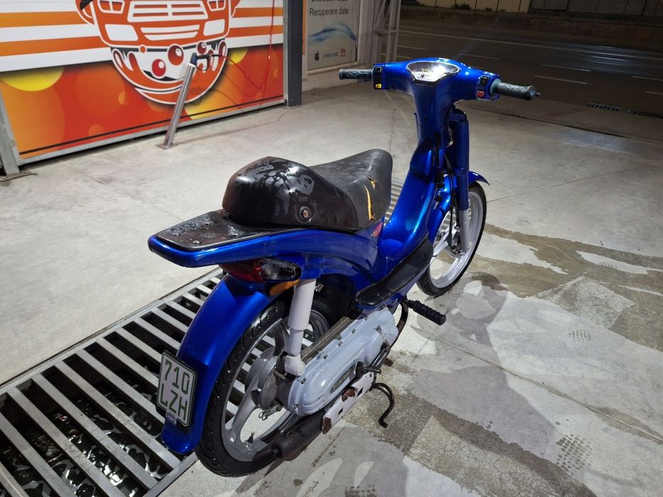 Scuter Piaggio Velofax 49cm Adus din Germania