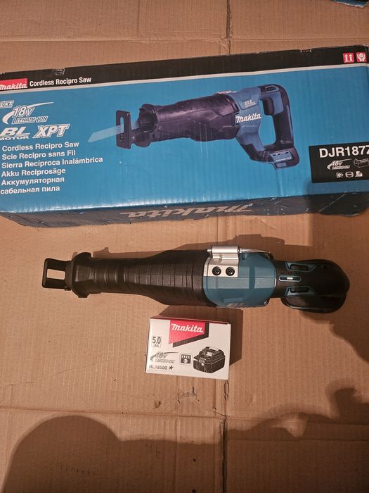 Fierăstrău Sabie Makita DJR187Z
