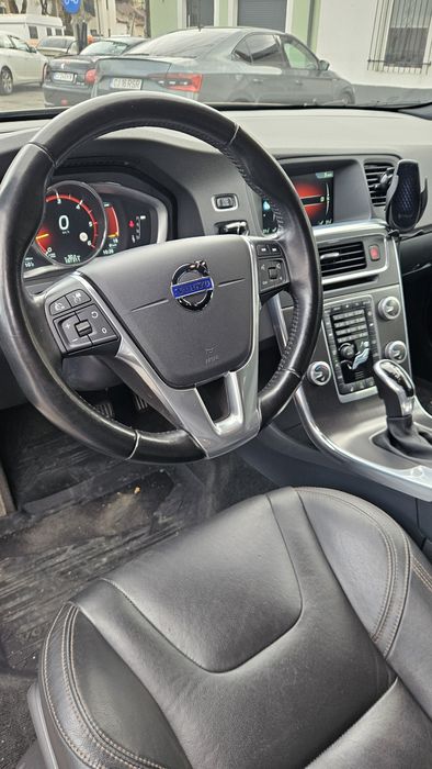 Volvo V60 Cross Country D4 AWD