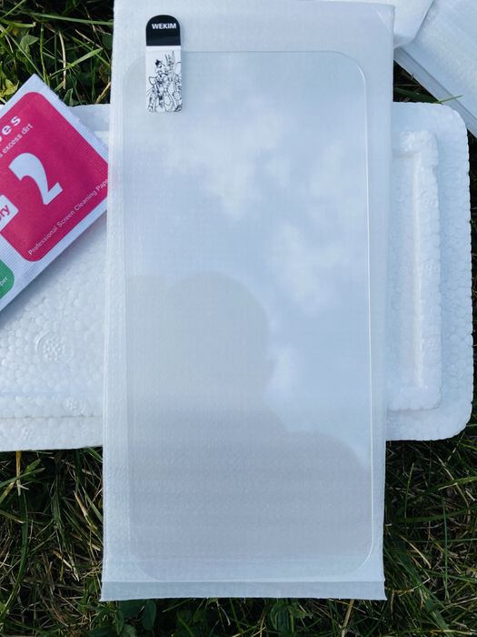 Стъклен протектор за екран на Iphone 17 pro- 100 D