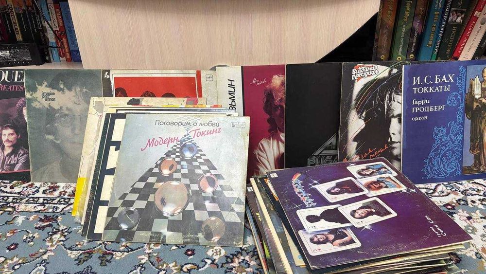 Комплект виниловых пластинок (СССР)