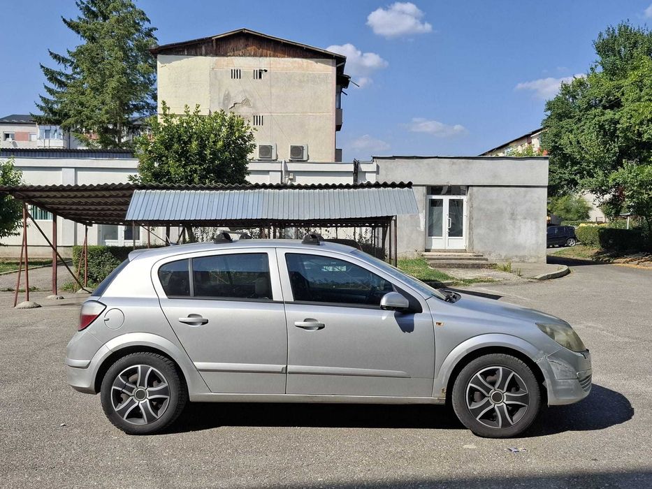Vând Opel astra h