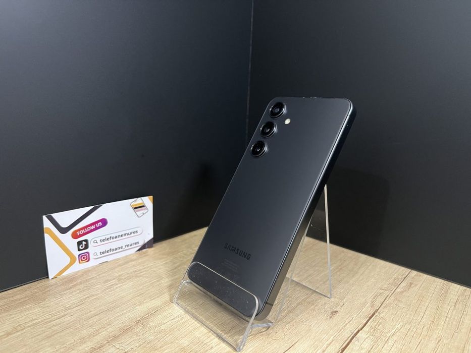 Samsung Galaxy S24 256Gb Onyx Black Second-Hand Foarte Bun 3 ani garan