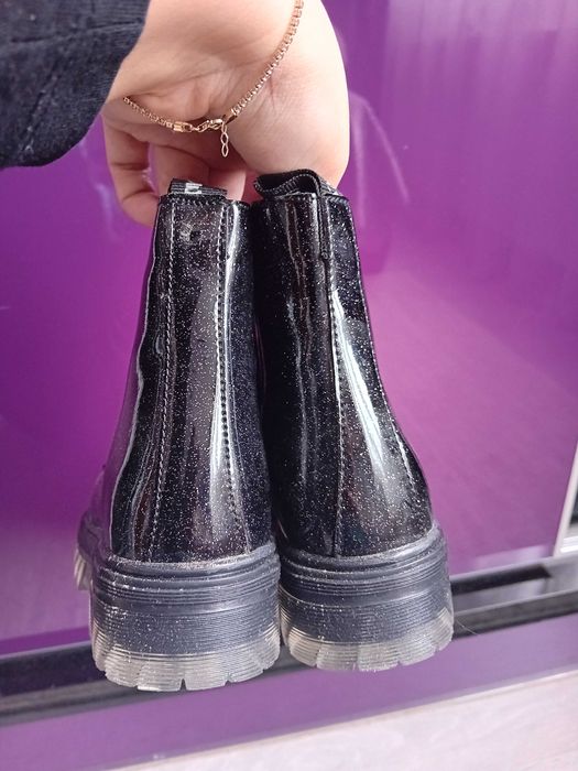 Детски ботушки за момиче