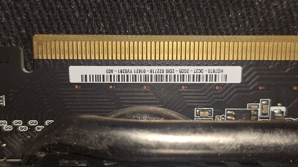 - Видео карта ASUS Radeon HD 7870 DirectCU II 2GB - Отлично СЪСТОЯНИЕ