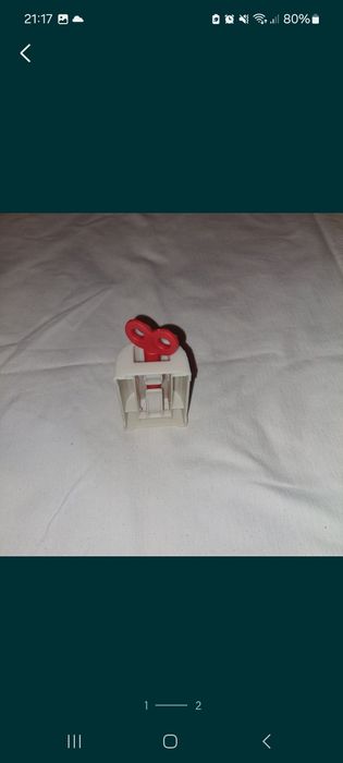 Dispozitiv stors pasta de dinți din tub