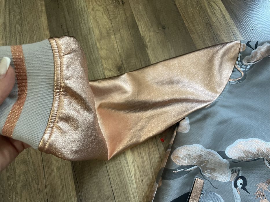 Горница розово злато