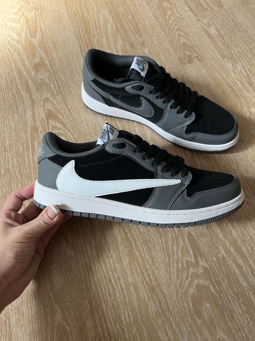 Новые Кроссовки Nike, 42 рр