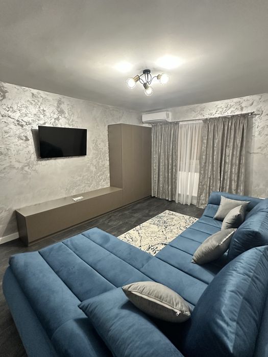 Ofer apartament spre inchiriere