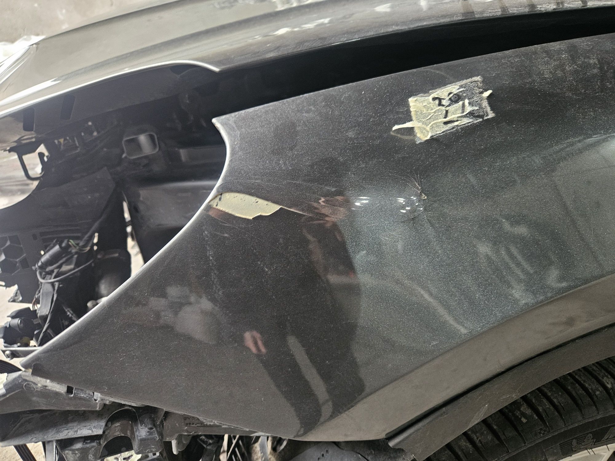 Ляв калник за Porsche Cayenne 3 със забележки