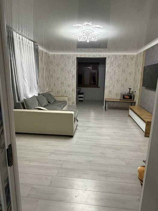 Сдам евро квартиру на Новомосковская Дархан