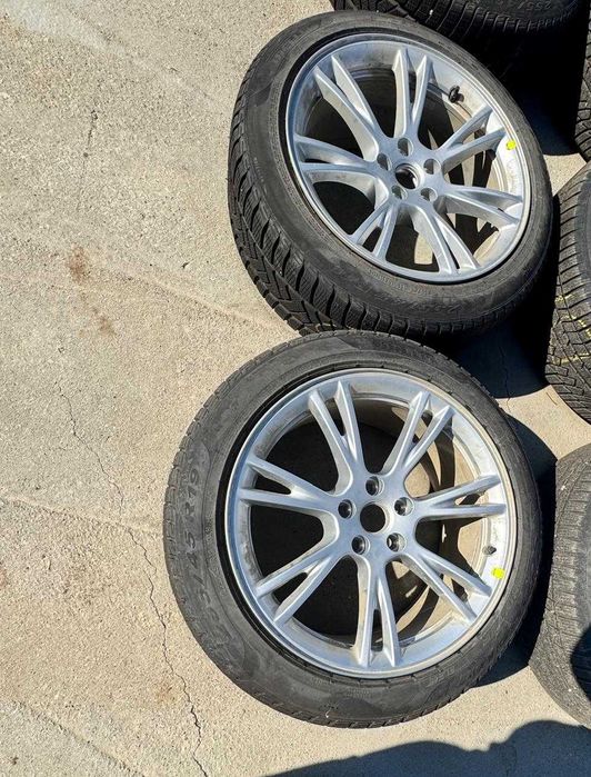 Anvelope Pirelli 255/45 R19 + jante R19 5x114.3