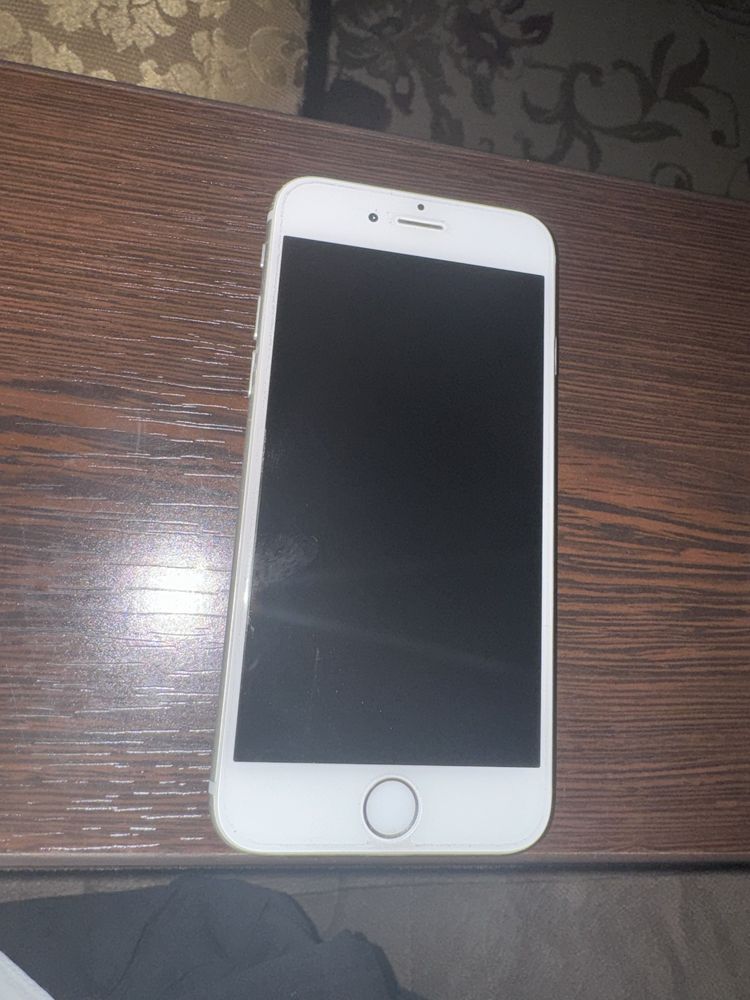 Iphone 6  16 gb …….