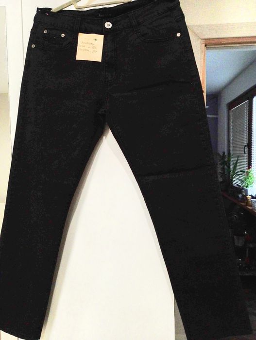 1/ НОВИ четири термо и три плътни зимни панталони.